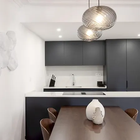 Master Historical Gem In Alfama *