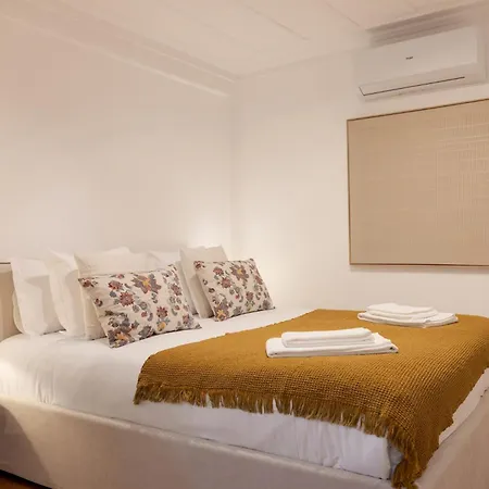 Master Historical Gem In Alfama *