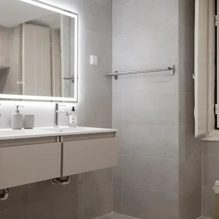 Master Historical Gem In Alfama * Lizbona