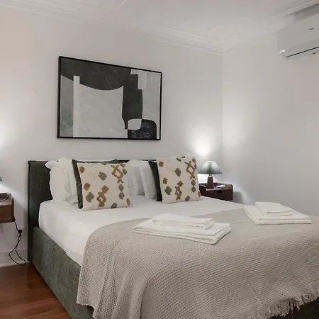 Master Historical Gem In Alfama Apartment